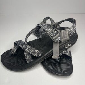 Women's chaco Gray/White Strappy sandals Z/Volv 2 WAX ECLIPSE J107052 size 10
